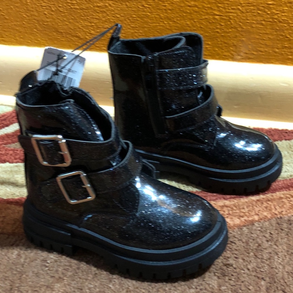 Kids Black Glitter Combat Boots - Stylish Ankle Boots for Girls